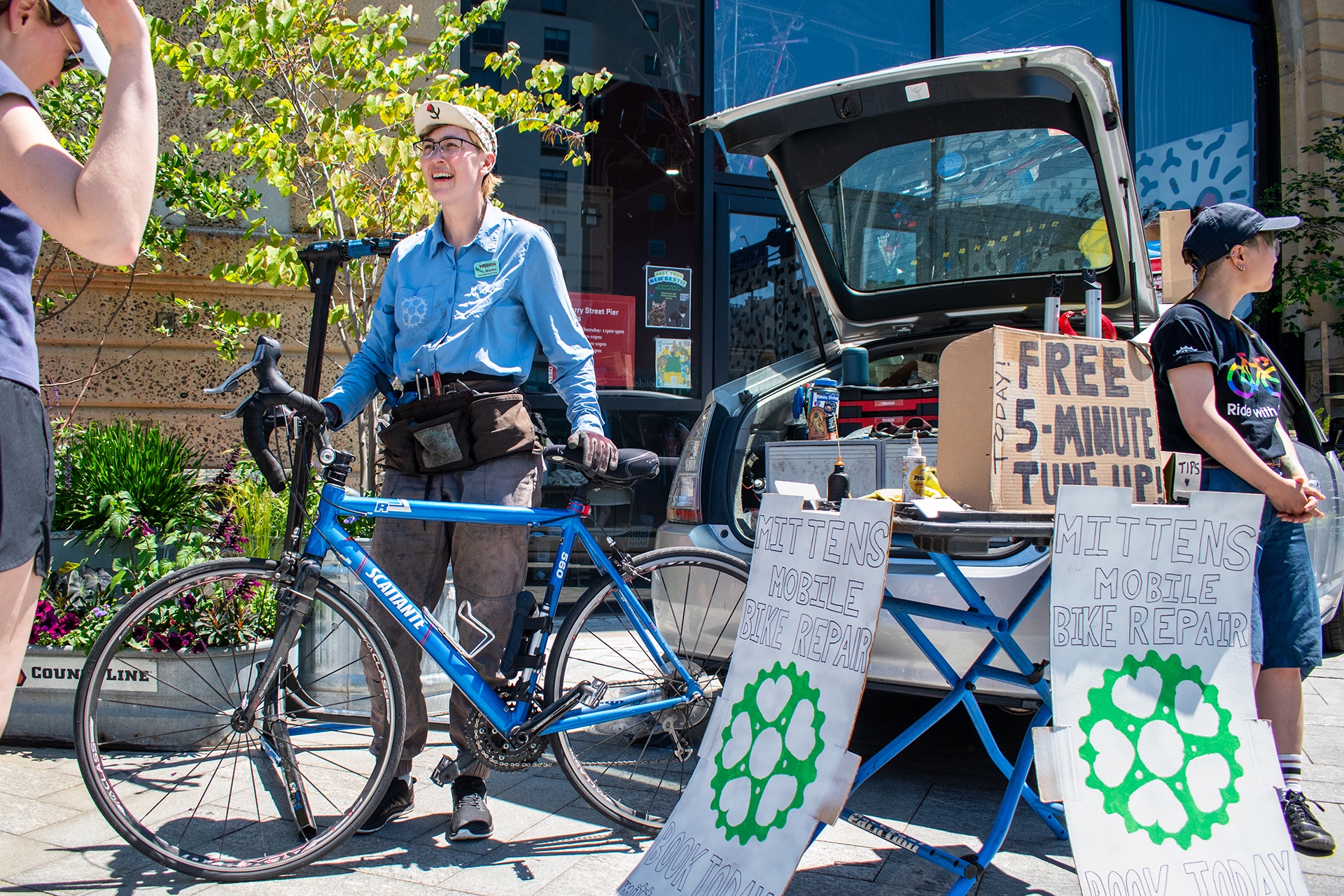 Lauren Mitten helps cyclists gain confidence with their bikes’ maintenance needs with a mobile repair business model. Photo by Julia Lowe.